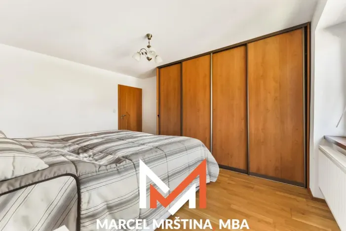 Prodej rodinného domu, Borová, 307 m2