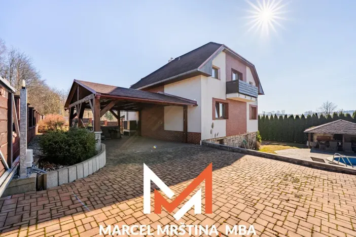 Prodej rodinného domu, Borová, 307 m2