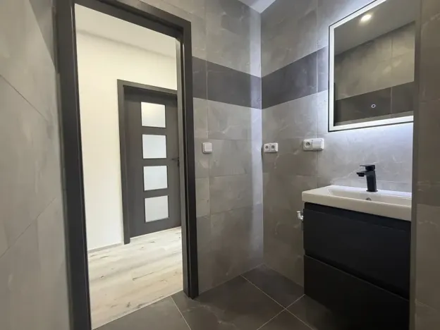 Pronájem bytu 1+1, Železný Brod, Na Vápence, 35 m2