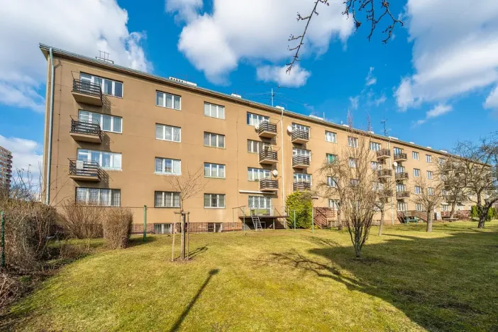 Prodej bytu 3+1, Praha - Strašnice, U kombinátu, 77 m2