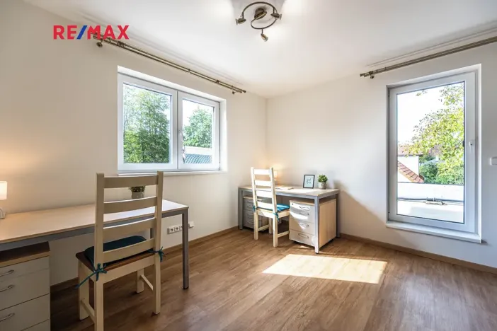 Pronájem rodinného domu, Mnichovice, Myšlínská, 221 m2