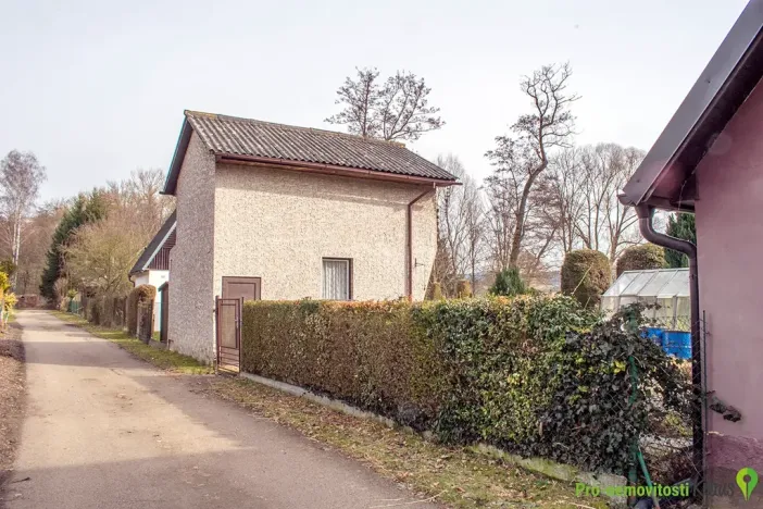 Prodej chaty, Hrádek, U hřiště, 32 m2