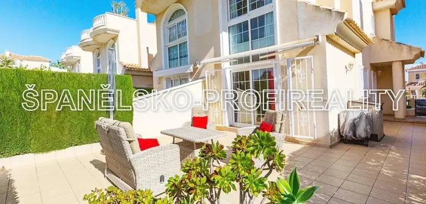 Prodej rodinného domu, Guardamar del Segura, Španělsko, 92 m2