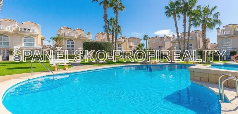 Prodej rodinného domu, Guardamar del Segura, Španělsko, 92 m2