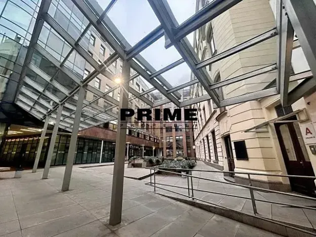 Pronájem kanceláře, Praha - Nové Město, Spálená, 538 m2