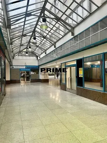 Pronájem kanceláře, Praha - Nové Město, Spálená, 538 m2