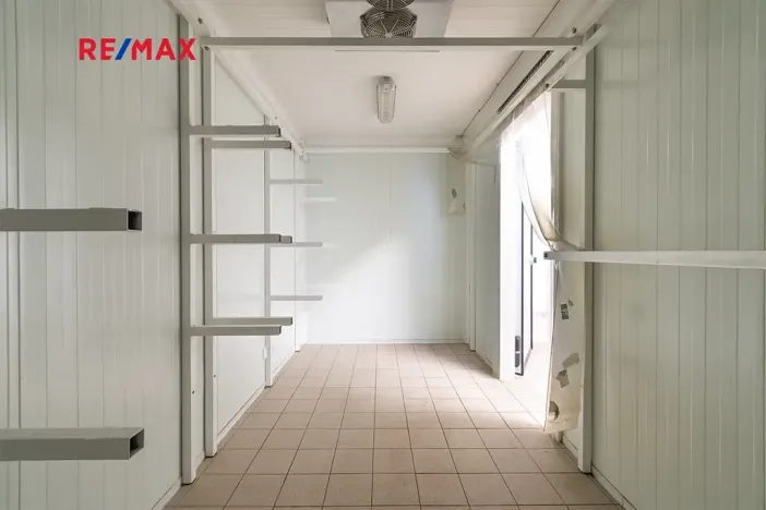 Pronájem obchodního prostoru, Plzeň, 181 m2