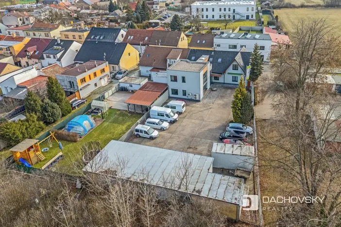 Prodej obchodního prostoru, Pardubice, K Dolíčku, 374 m2