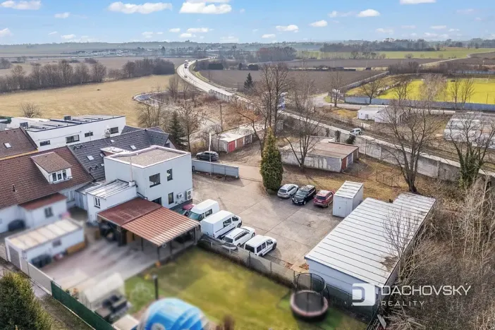 Prodej obchodního prostoru, Pardubice, K Dolíčku, 374 m2