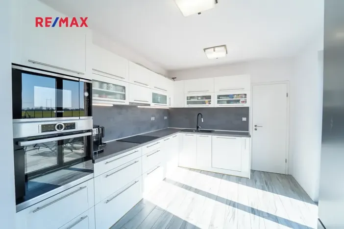 Prodej rodinného domu, Sokoleč, Luční, 167 m2