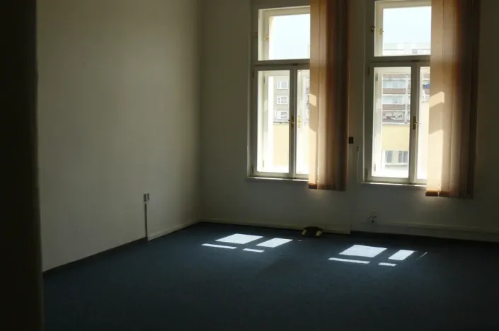 Pronájem kanceláře, Praha - Žižkov, Kubelíkova, 80 m2