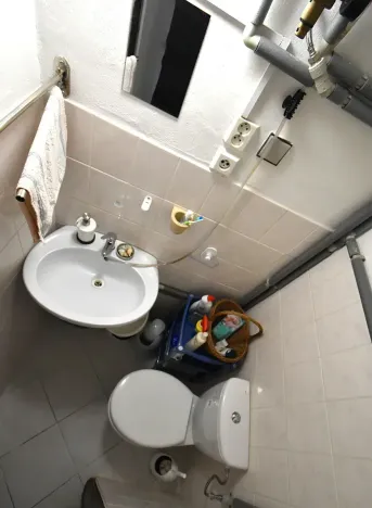 Pronájem bytu 1+kk, Praha - Střešovice, náměstí Před bateriemi, 17 m2