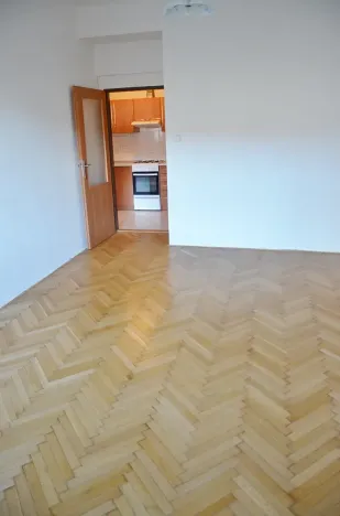 Pronájem bytu 2+kk, Praha, Sedlčanská, 52 m2