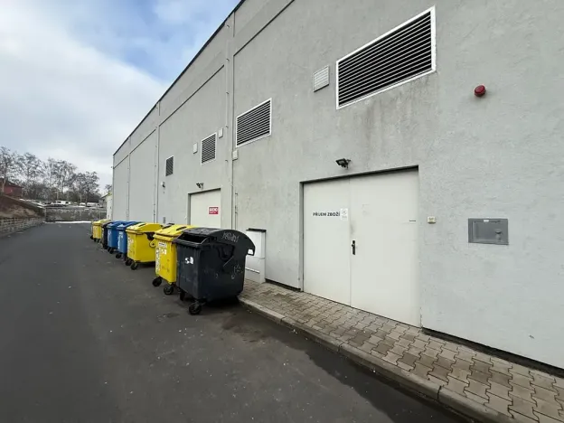 Pronájem obchodního prostoru, Cheb, Pražská, 615 m2