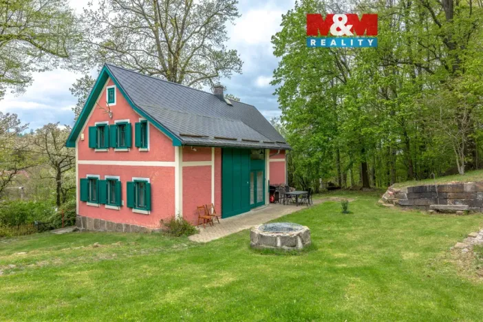 Prodej rodinného domu, Mikulášovice, 120 m2