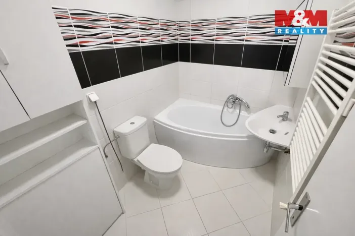 Pronájem bytu 2+kk, Praha - Kyje, Lipnická, 38 m2