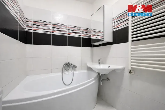 Pronájem bytu 2+kk, Praha - Kyje, Lipnická, 38 m2