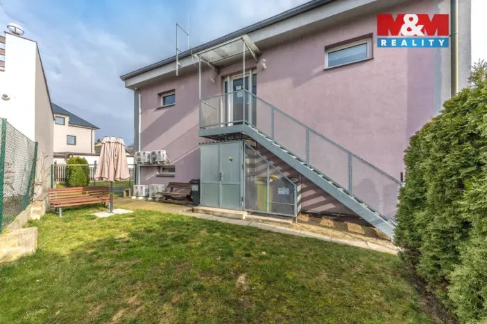 Pronájem kanceláře, Mělník, Nemocniční, 192 m2