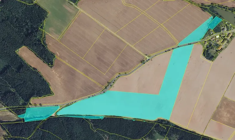 Prodej pole, Křenov, 140230 m2