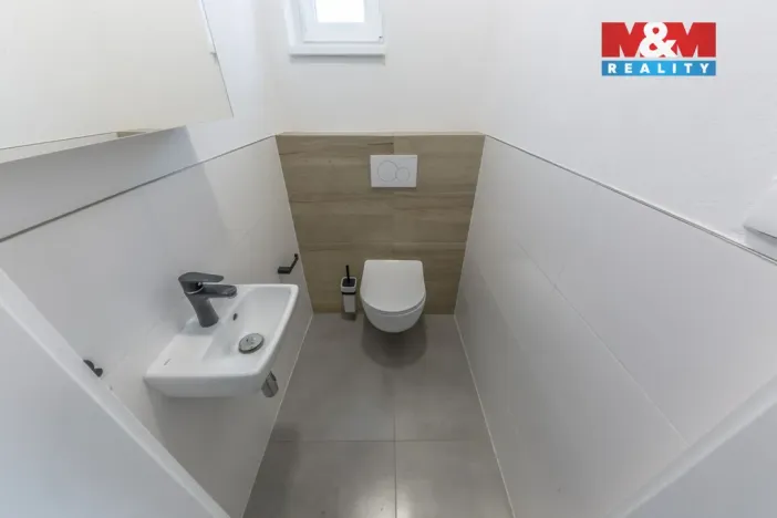 Prodej rodinného domu, Milovice - Mladá, Lipová, 99 m2