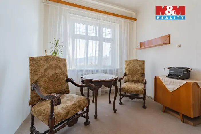 Prodej bytu 4+1, Karlovy Vary - Bohatice, Jáchymovská, 102 m2