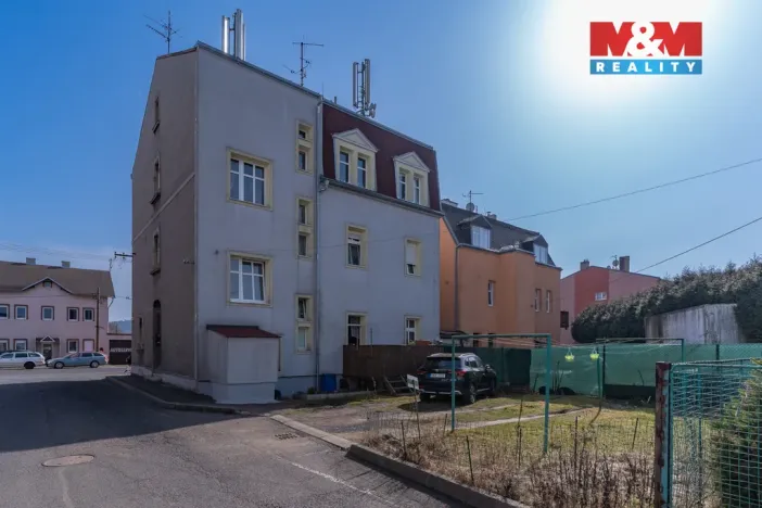 Prodej bytu 4+1, Karlovy Vary - Bohatice, Jáchymovská, 102 m2