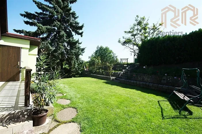 Prodej rodinného domu, Praha - Lysolaje, Čábelecká, 63 m2