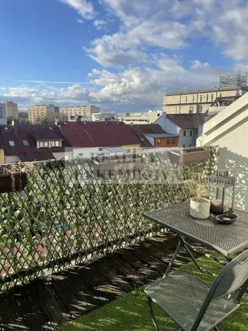 Pronájem bytu 2+1, České Budějovice, tř. 28. října, 62 m2