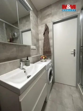 Pronájem bytu 1+1, Ústí nad Labem - Severní Terasa, Větrná, 35 m2