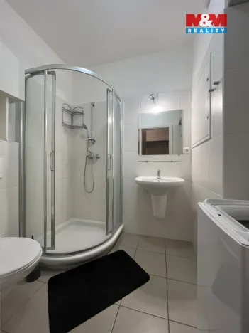 Pronájem bytu 1+kk, Zlín, Zelinova, 33 m2