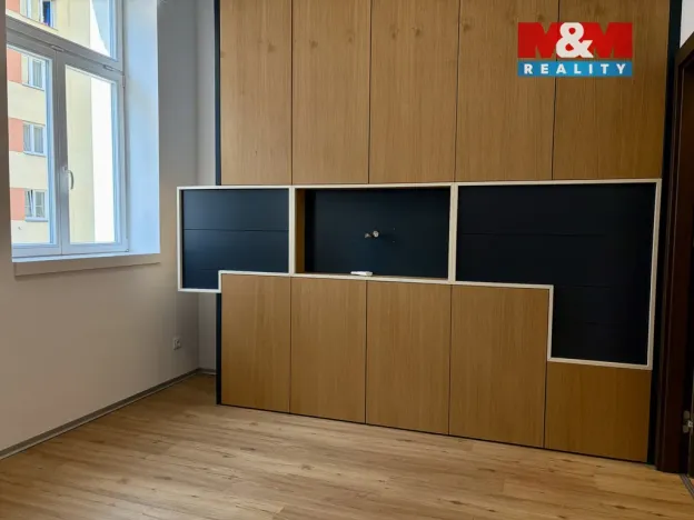 Pronájem bytu 3+kk, Pardubice - Zelené Předměstí, Na Hrádku, 80 m2