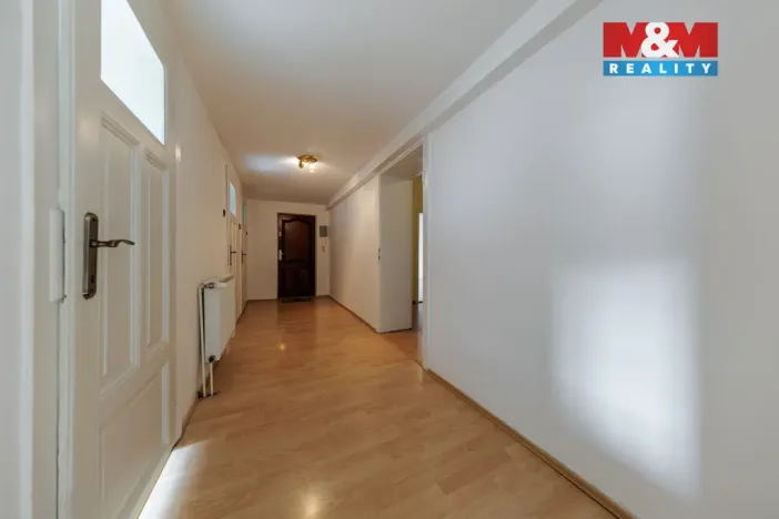 Prodej bytu 4+1, Kraslice, Čs. armády, 136 m2