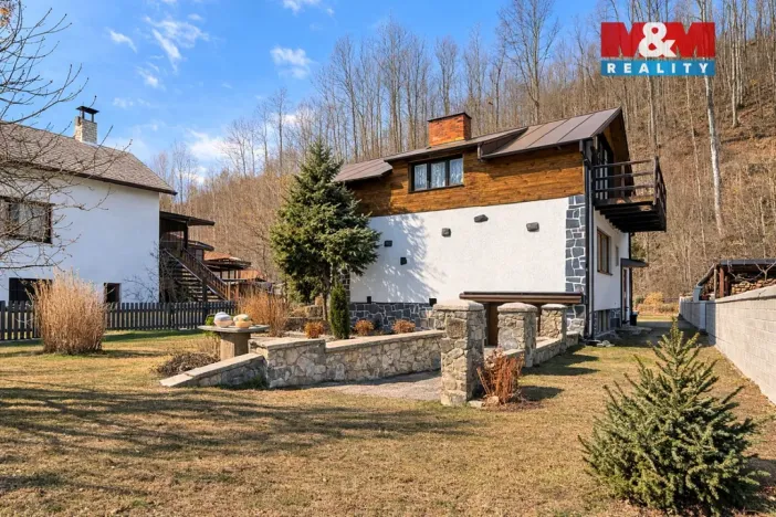 Prodej chaty, Hlubočky, Nám. Družby, 105 m2