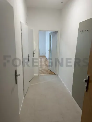 Pronájem bytu 1+kk, Hradec Králové, Velké náměstí, 40 m2