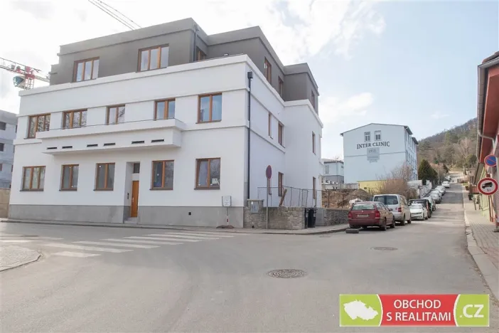 Pronájem bytu 3+kk, Praha, Na Výšince, 50 m2