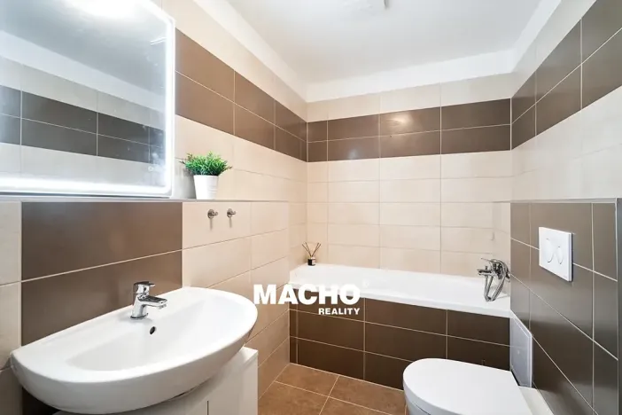 Pronájem bytu 1+kk, Hostivice, Ovesná, 36 m2