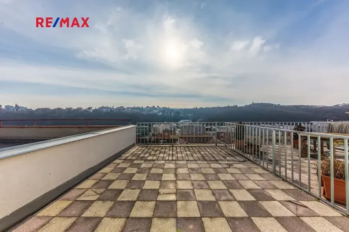 Prodej bytu 1+1, Praha - Smíchov, Holečkova, 24 m2