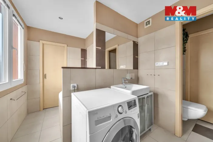 Prodej bytu 3+kk, Pardubice - Polabiny, Kosmonautů, 57 m2