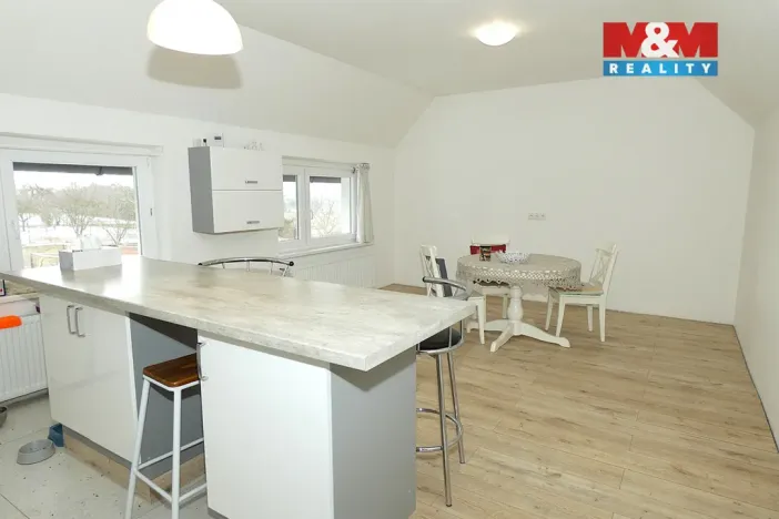 Prodej rodinného domu, Ledčice, 206 m2