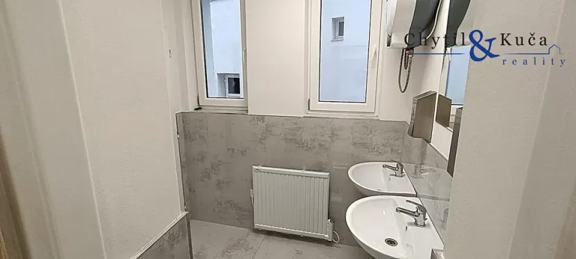 Pronájem obchodního prostoru, Přerov, Škodova, 138 m2