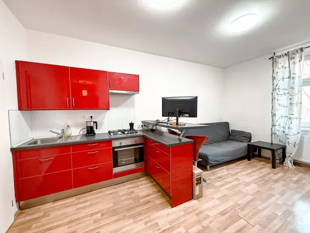 Pronájem bytu 2+kk, Praha - Libeň, Vosmíkových, 45 m2