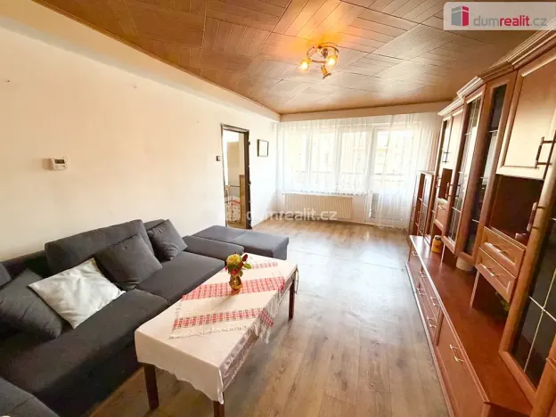 Prodej bytu 3+1, Chotětov, Palackého, 80 m2