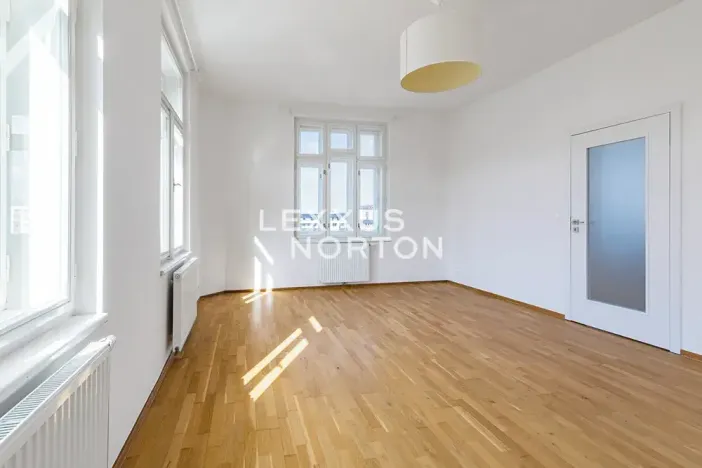 Pronájem bytu 2+kk, Praha - Žižkov, Žižkovo náměstí, 61 m2