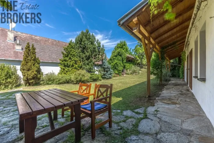 Prodej rodinného domu, Chvalatice, 250 m2