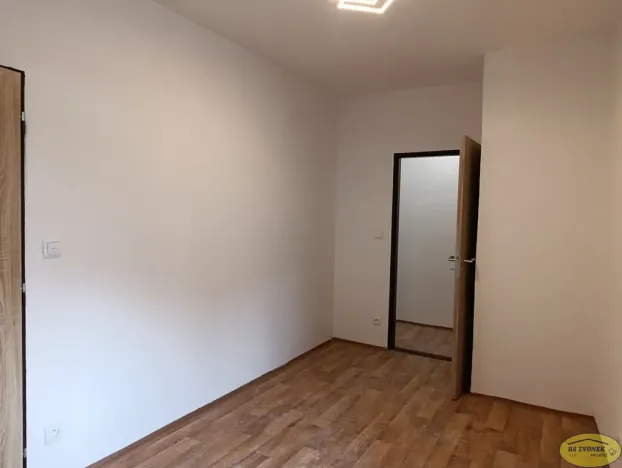 Pronájem bytu 2+kk, Hulín, nám. Míru, 49 m2