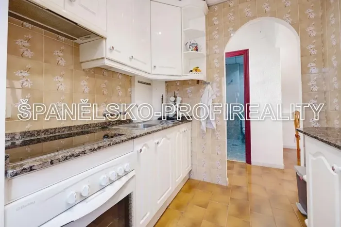 Prodej vícegeneračního domu, Alicante, Španělsko, 78 m2