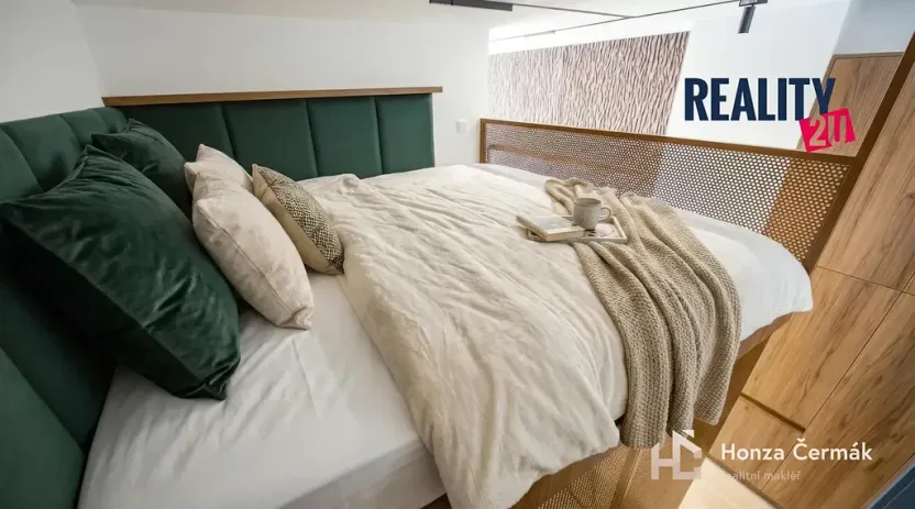 Pronájem bytu 1+kk, Brno, 42 m2