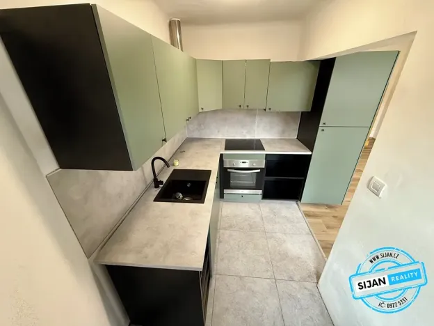 Pronájem bytu 4+1, Opava, Zacpalova, 92 m2