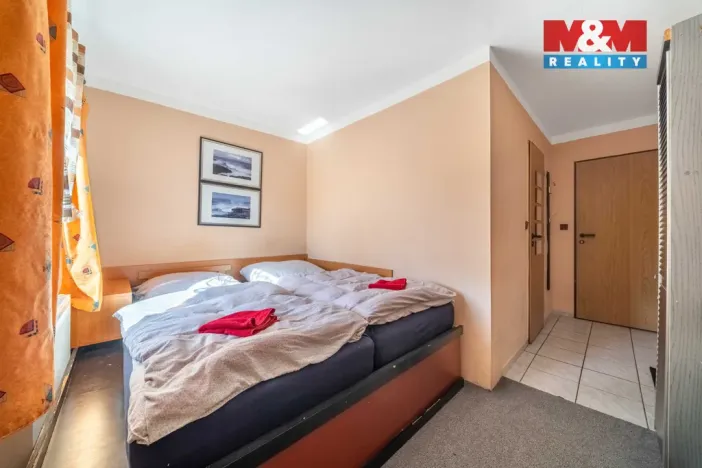 Pronájem restaurace, Domažlice - Dolejší Předměstí, Chrastavická, 300 m2