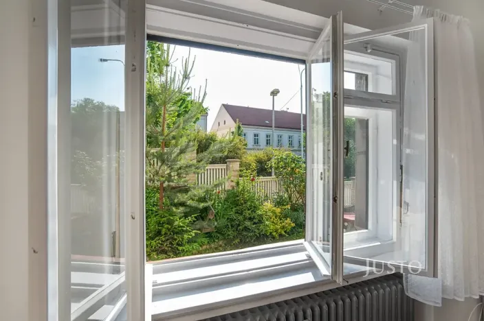 Pronájem bytu 2+kk, Praha - Dejvice, České družiny, 43 m2